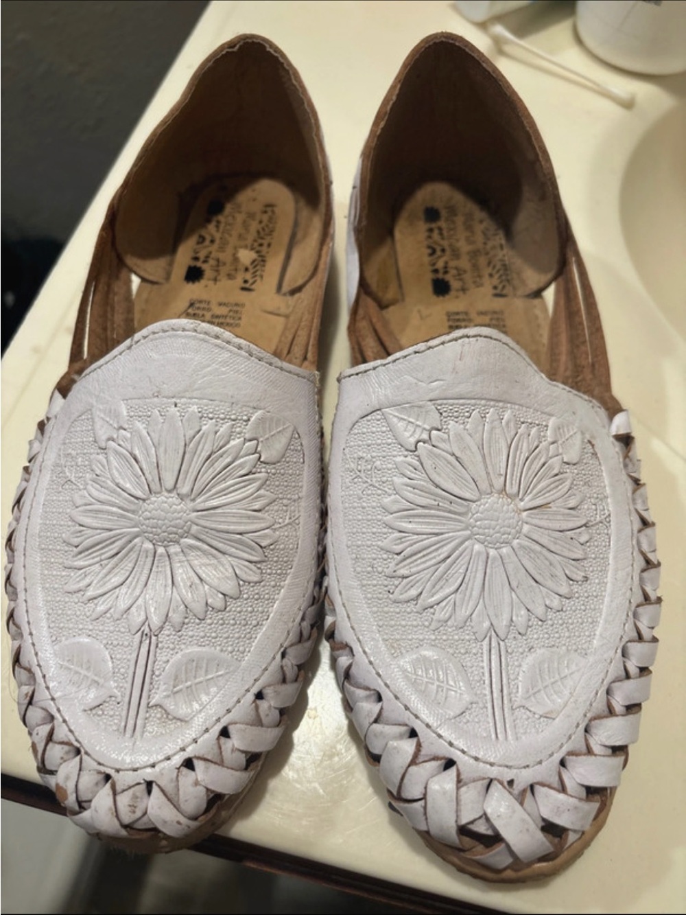 Women's White Leather Floral Slip-On Loafers
